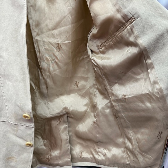 Vintage Woman's Versace VJC Blazer - Picture 4 of 7